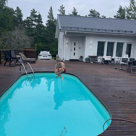 Lomamokki 25 Km Turusta Hotel Masku Buitenkant foto